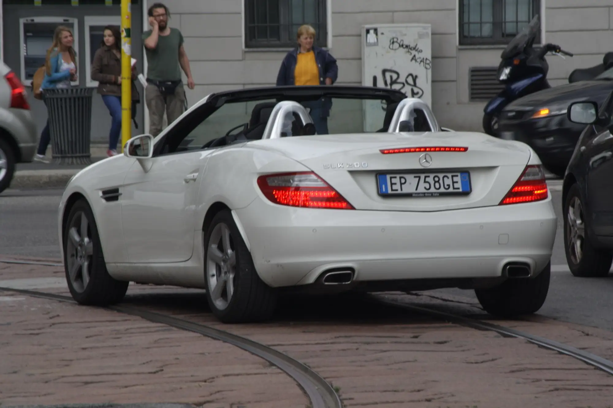 Mercedes SLK - prova su strada - 18