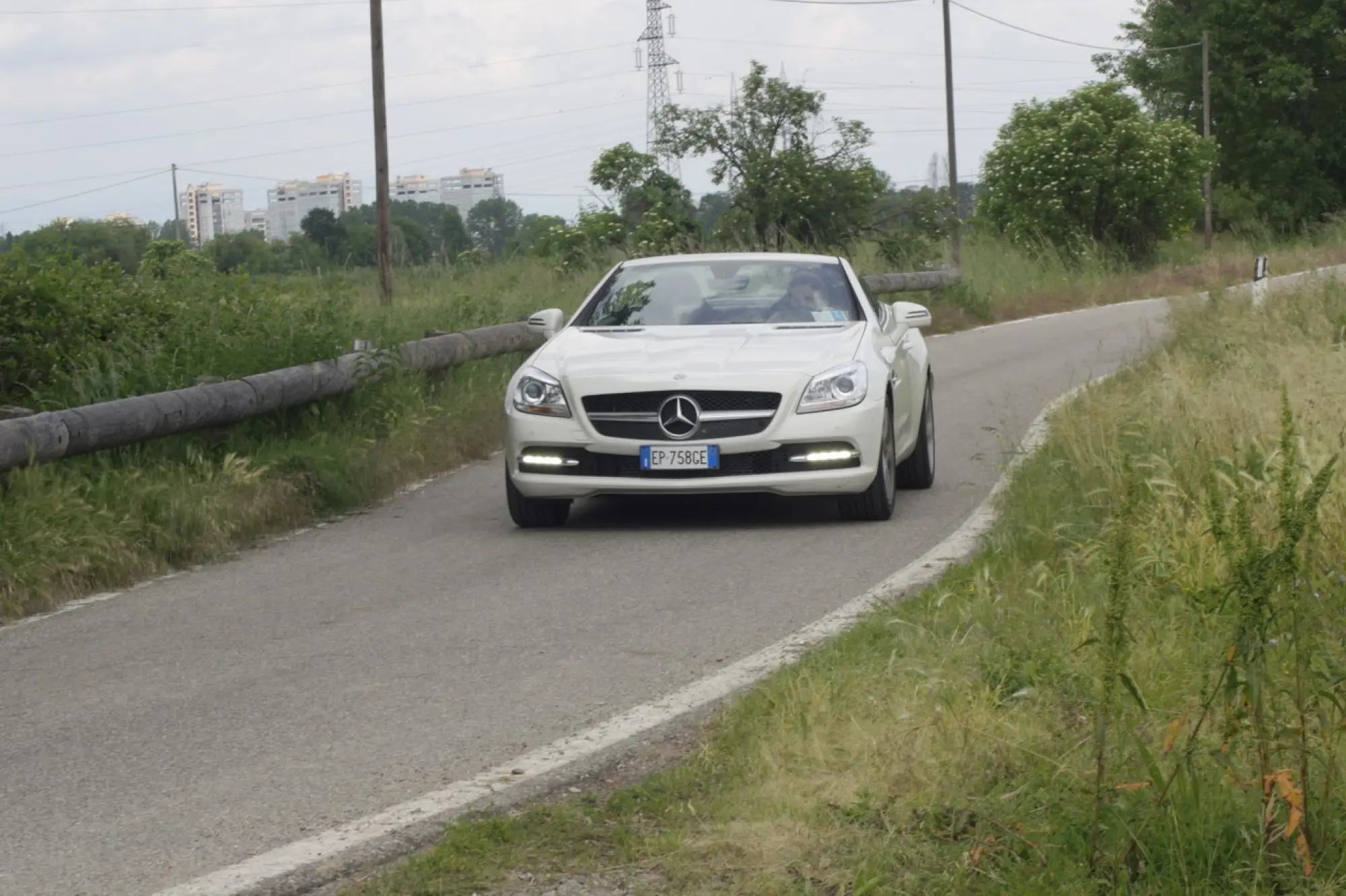 Mercedes SLK - prova su strada - 30