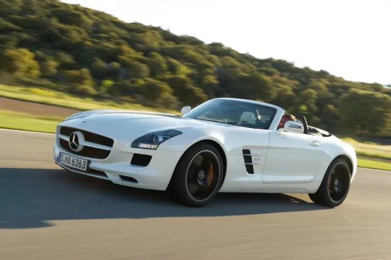 Mercedes SLS AMG 2012 cabrio - 2