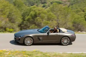 Mercedes SLS AMG 2012 cabrio - 5