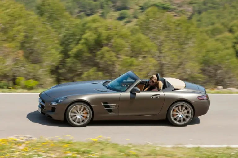 Mercedes SLS AMG 2012 cabrio - 5