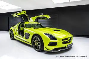 Mercedes SLS AMG Black Series by AMG Studio Performance - 3