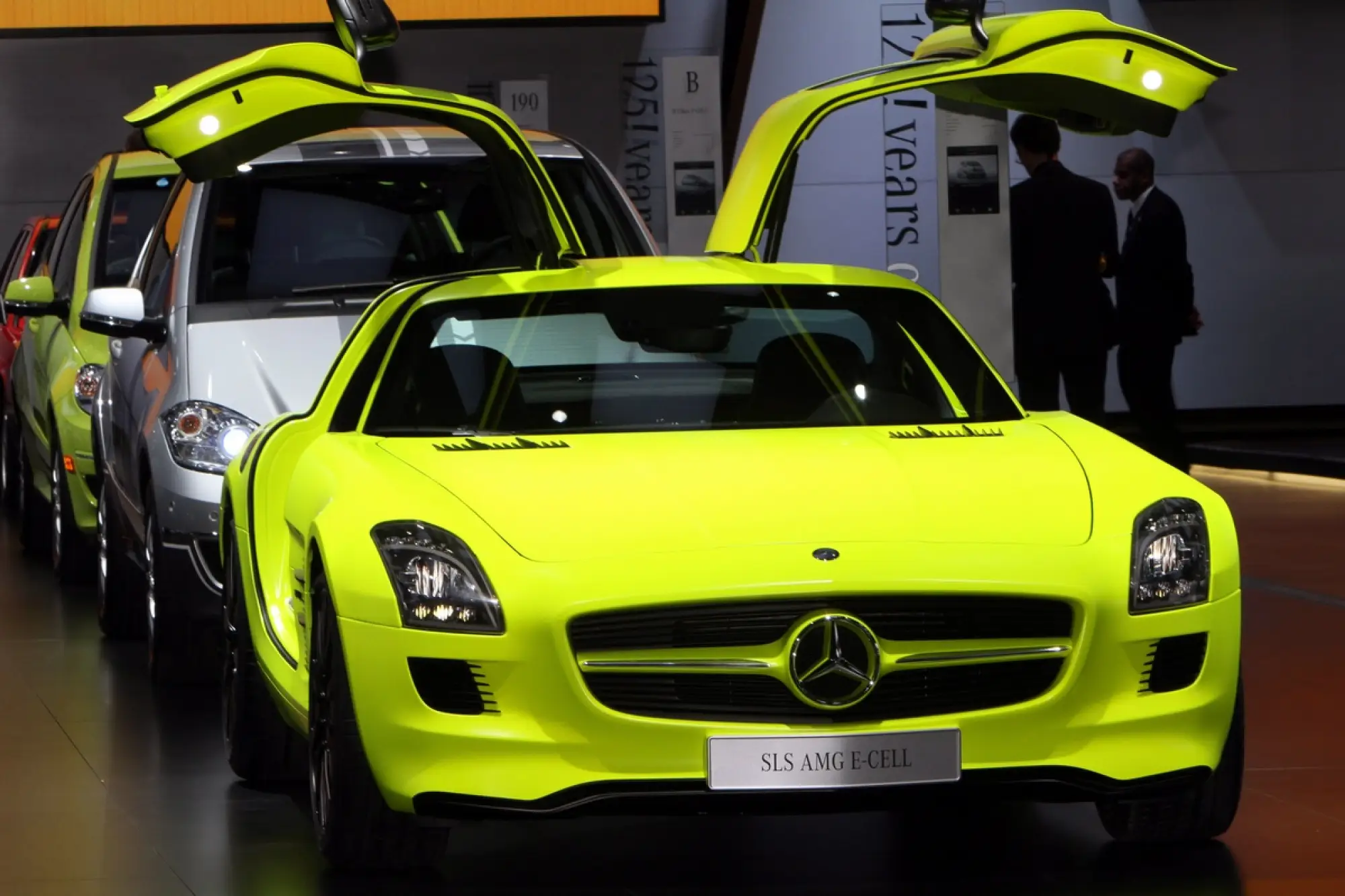 Mercedes SLS AMG E-CELL - Detroit 2011 - 4