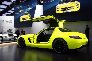 Mercedes SLS AMG E-CELL - Detroit 2011