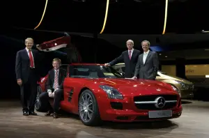 Mercedes SLS AMG: foto da Francoforte