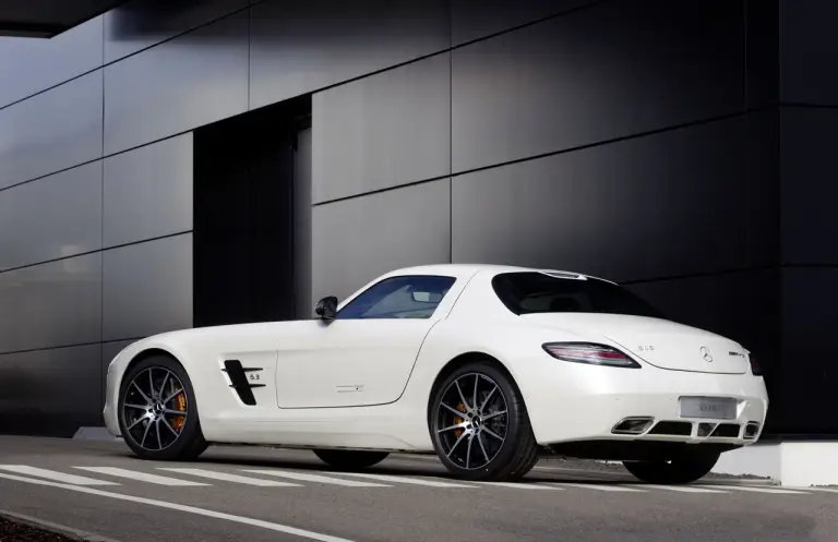 Mercedes SLS AMG GT - 55