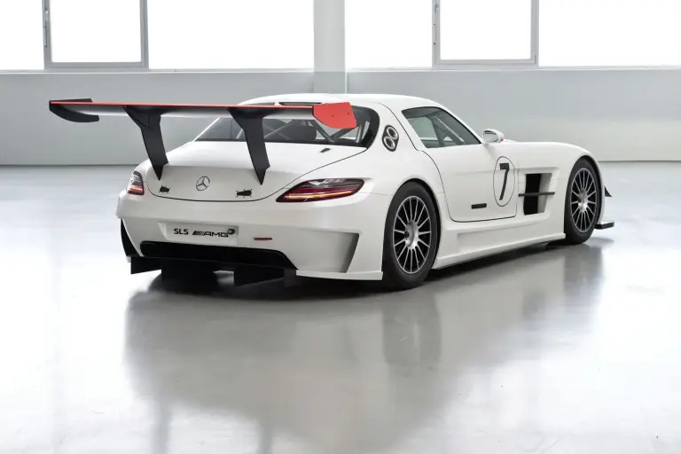 Mercedes SLS AMG GT3 - 7