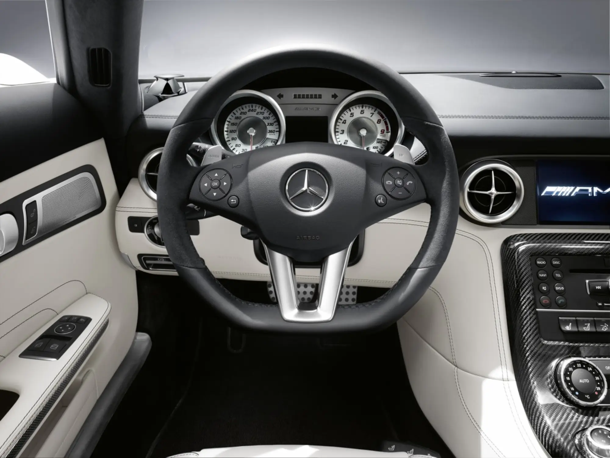 Mercedes SLS AMG Roadster (2) - 4