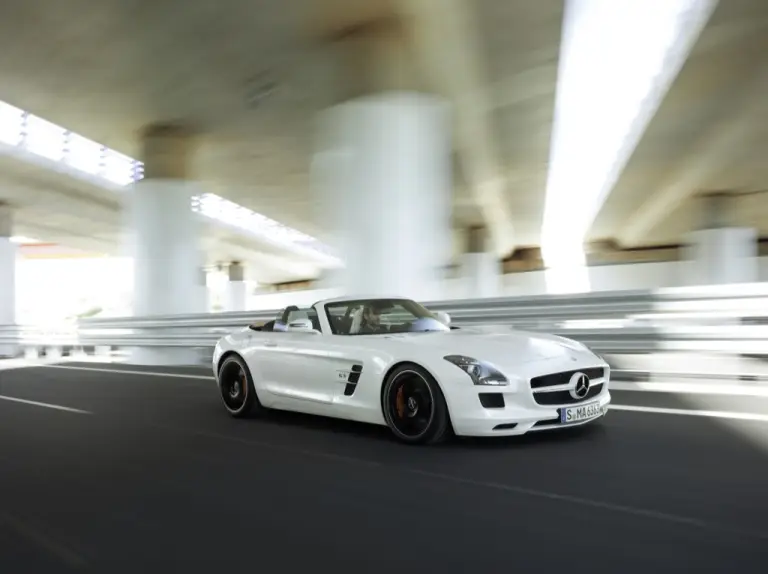 Mercedes SLS AMG Roadster (2) - 8