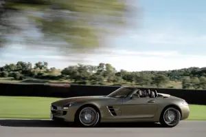 Mercedes SLS AMG Roadster (2) - 20