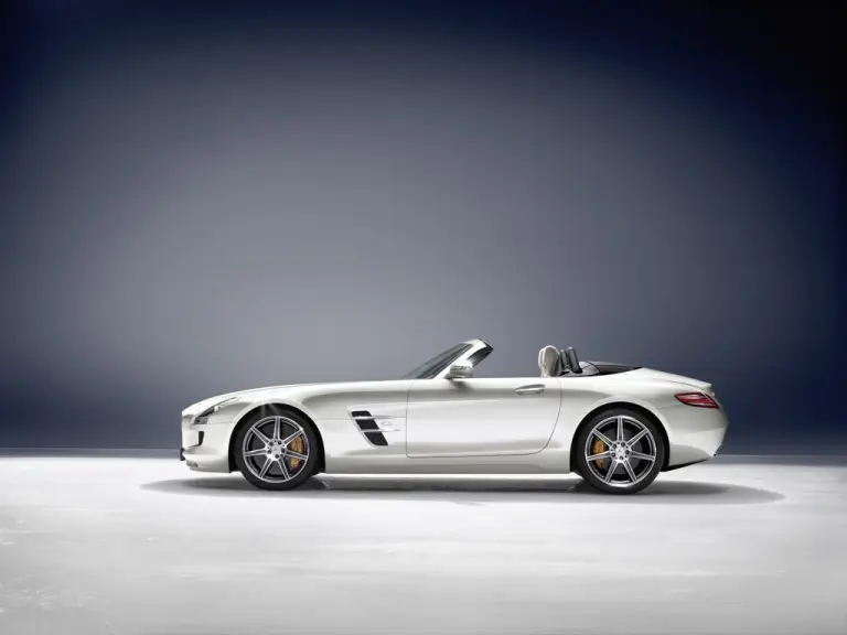 Mercedes SLS AMG Roadster (2) - 26