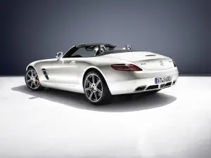 Mercedes SLS AMG Roadster (2) - 29