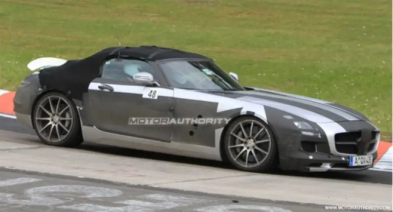 Mercedes SLS AMG Roadster - Foto spia 22-05-2010 - 3