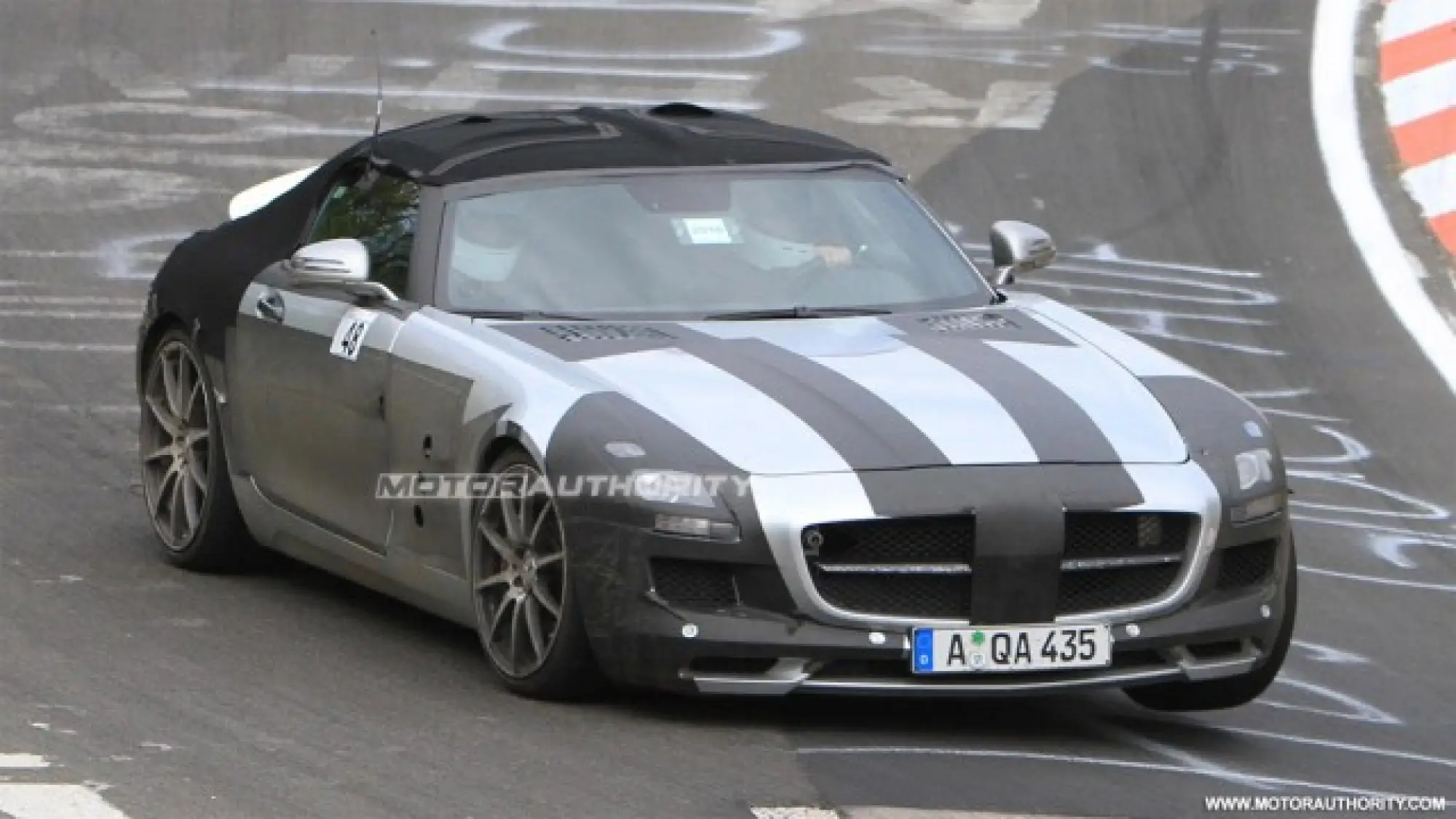 Mercedes SLS AMG Roadster - Foto spia 22-05-2010 - 5
