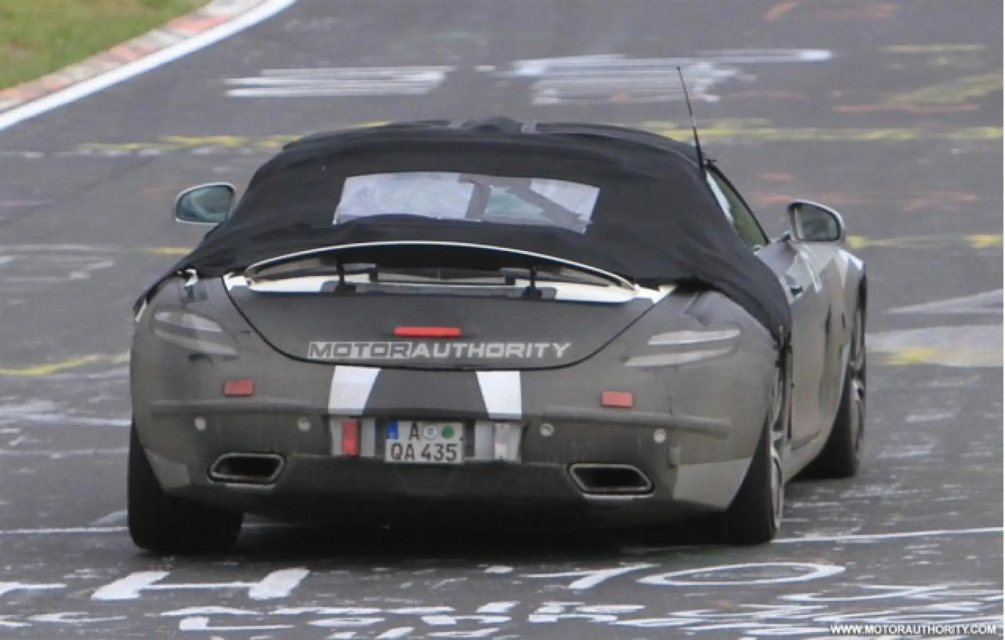 Mercedes SLS AMG Roadster - Foto spia 22-05-2010 - 10