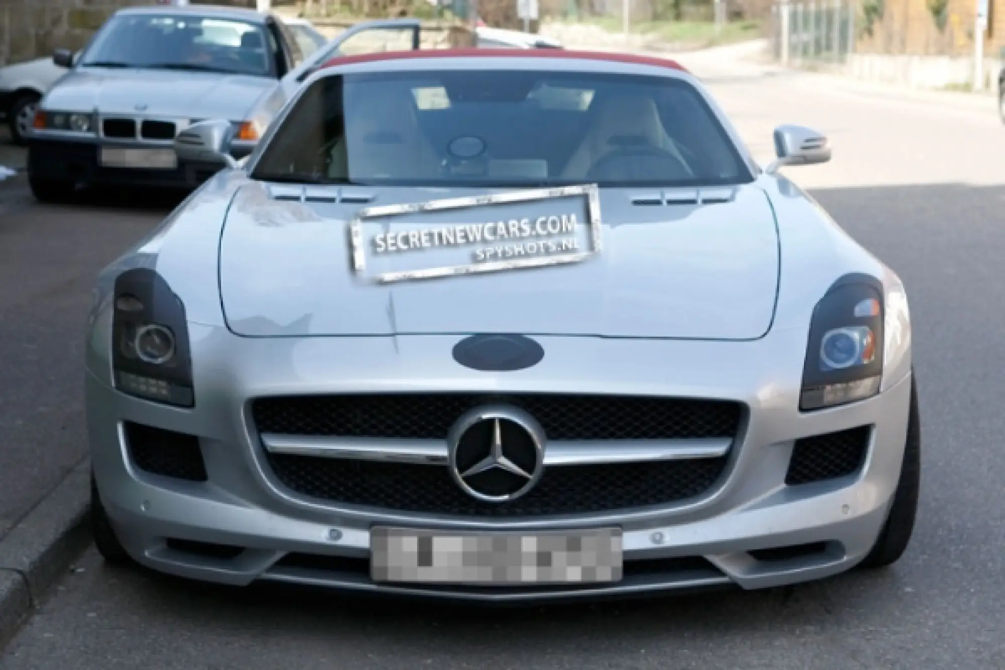 Mercedes SLS AMG Roadster foto spia - 1