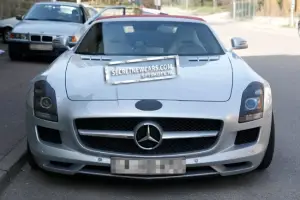 Mercedes SLS AMG Roadster foto spia - 1