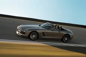 Mercedes SLS AMG Roadster - Galleria 2