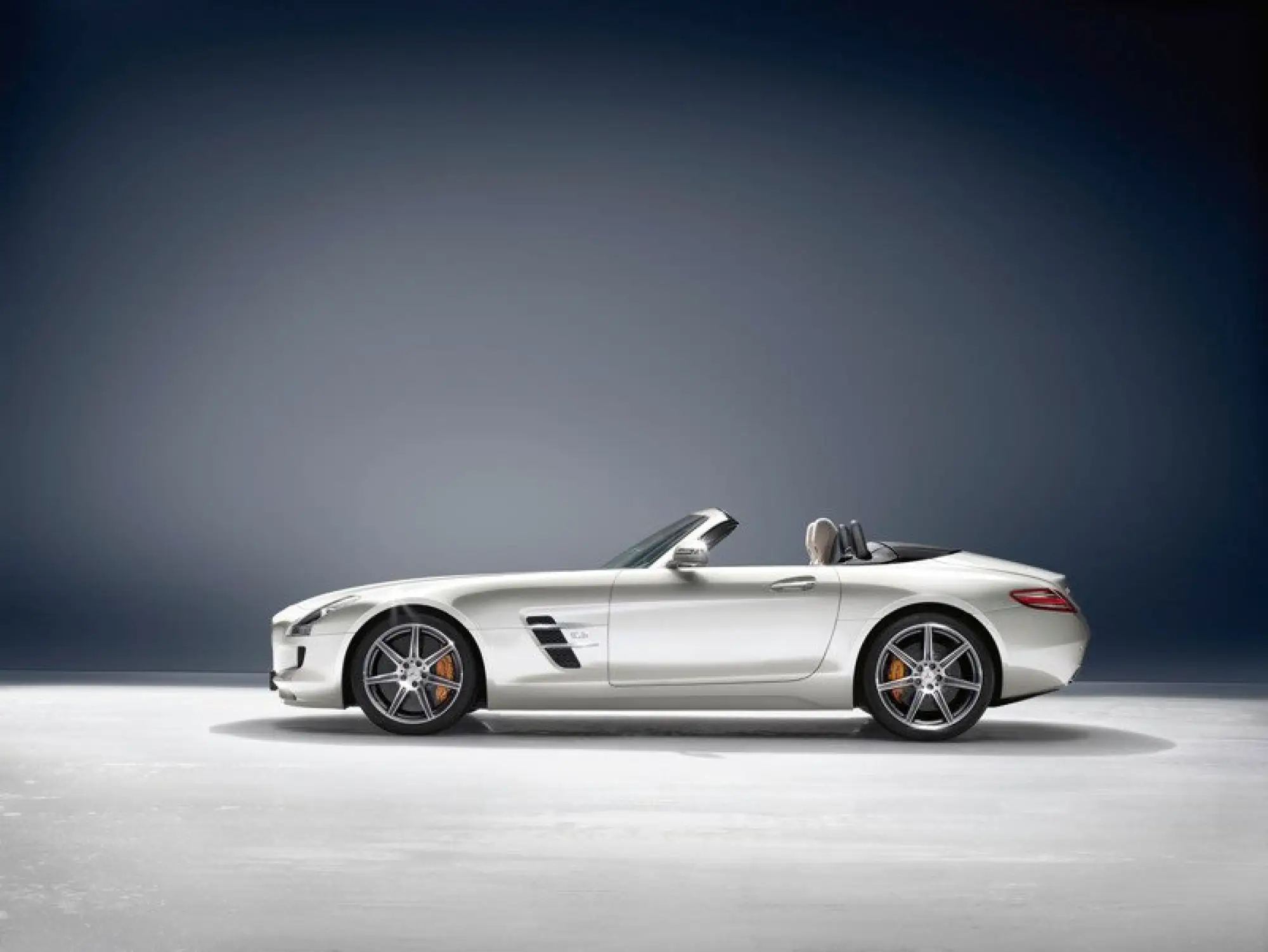 Mercedes SLS AMG Roadster - Galleria 2 - 11