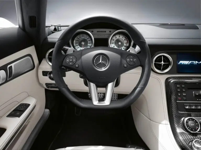 Mercedes SLS AMG Roadster - Galleria 2 - 17