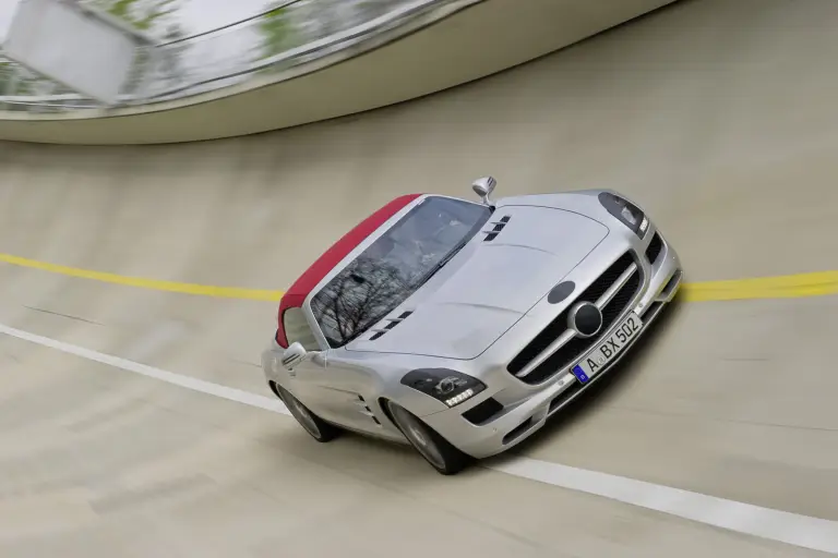Mercedes SLS AMG Roadster - 7