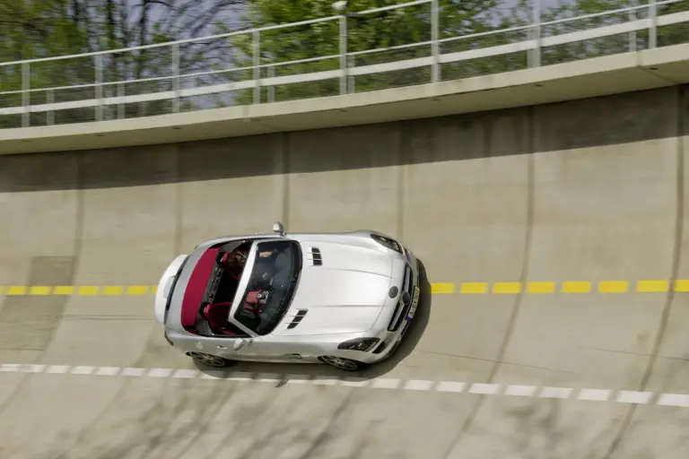 Mercedes SLS AMG Roadster - 8