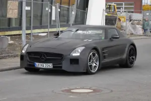 Mercedes SLS Black Series - Foto spia 20-10-2011