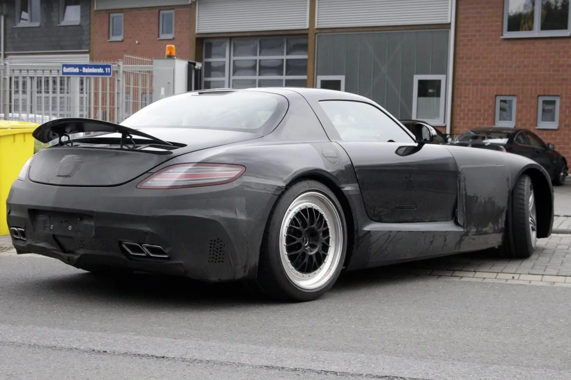 Mercedes SLS Black Series foto spia - 1