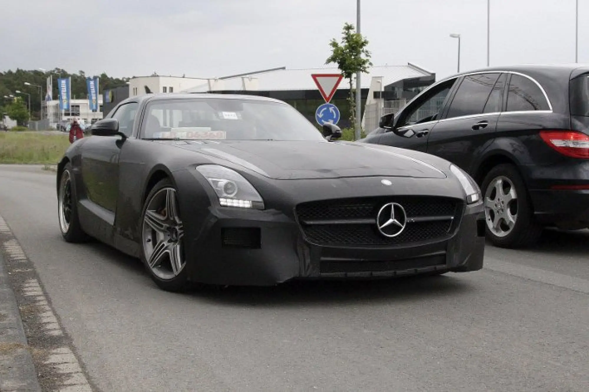 Mercedes SLS Black Series foto spia - 2