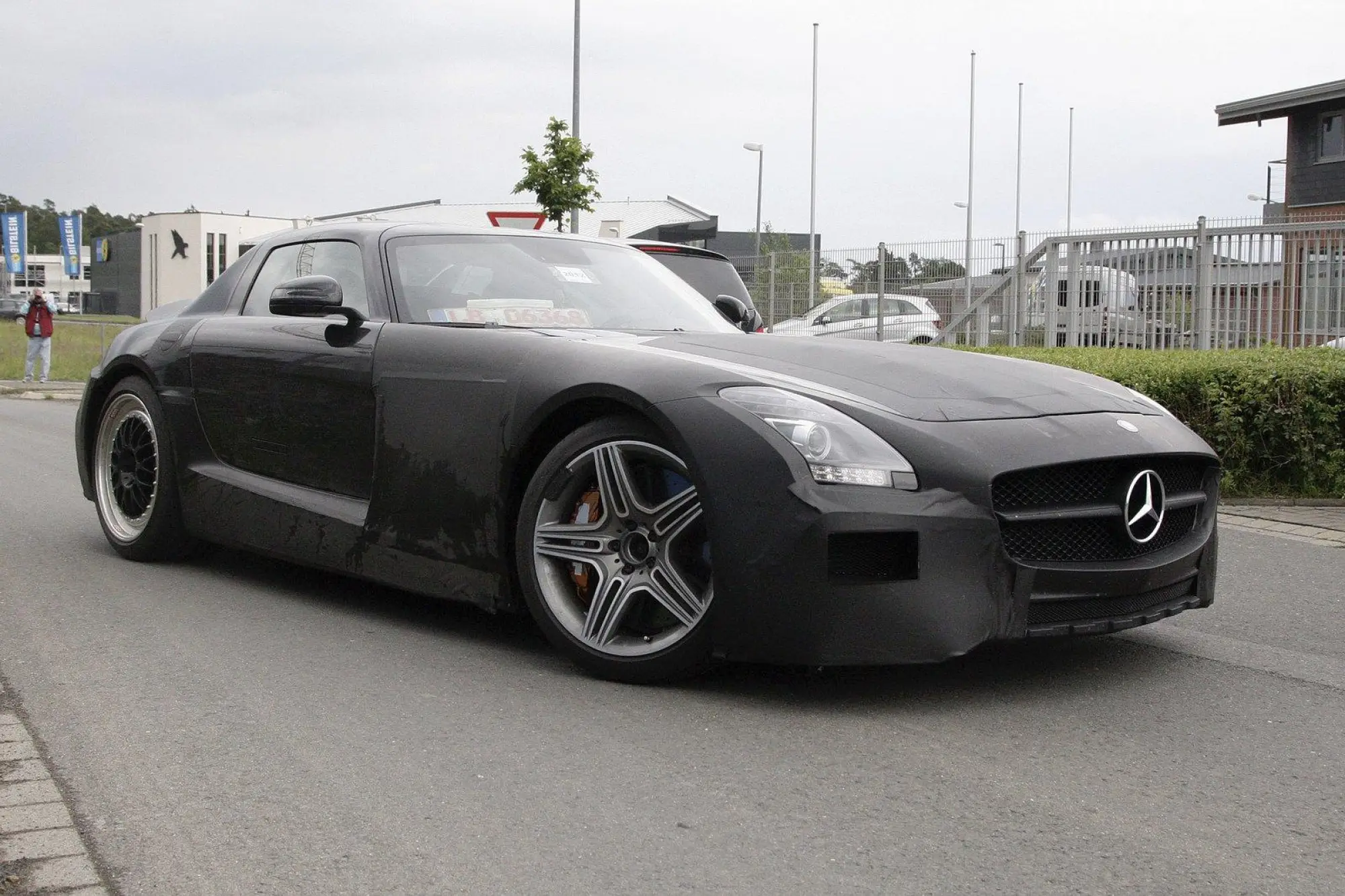Mercedes SLS Black Series foto spia - 3
