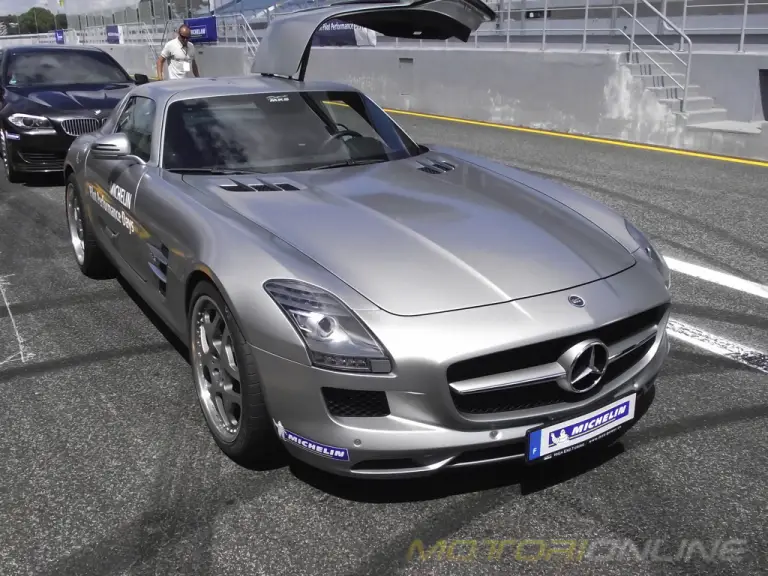 Mercedes SLS MKB - 1