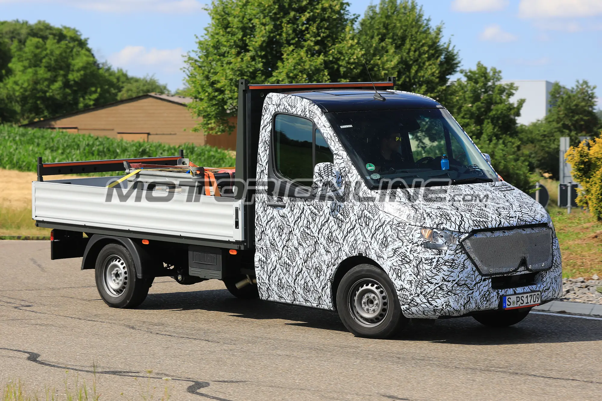 Mercedes Sprinter MY 2018 foto spia 6 Luglio 2017 - 3