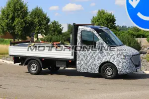 Mercedes Sprinter MY 2018 foto spia 6 Luglio 2017 - 4