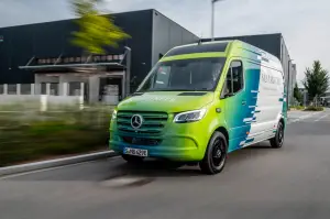 Mercedes Sustaineer - Foto ufficiali