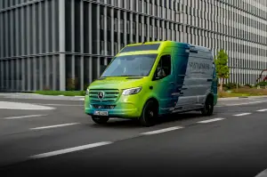 Mercedes Sustaineer - Foto ufficiali - 32