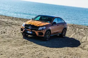 Mercedes SUV Attack Desert Test Drive