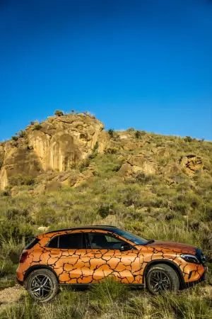 Mercedes SUV Attack Desert Test Drive