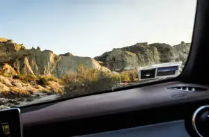 Mercedes SUV Attack Desert Test Drive