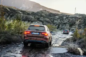 Mercedes SUV Attack Desert Test Drive