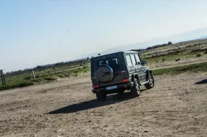 Mercedes SUV Attack Desert Test Drive