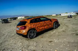 Mercedes SUV Attack Desert Test Drive