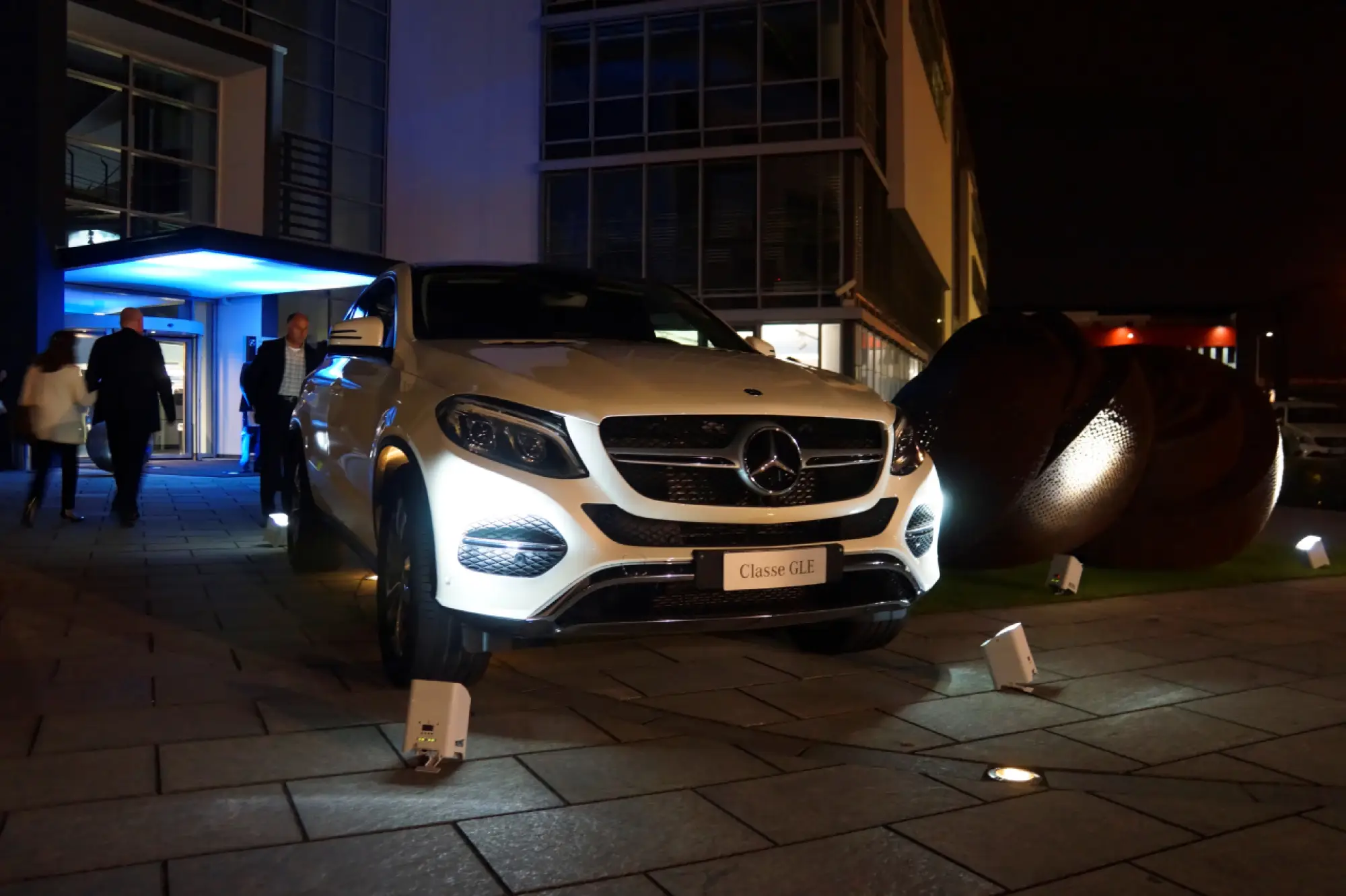 Mercedes SUVernissage - 53