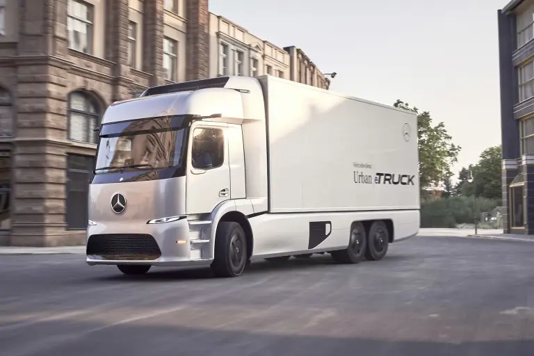 Mercedes Urban eTruck - 6