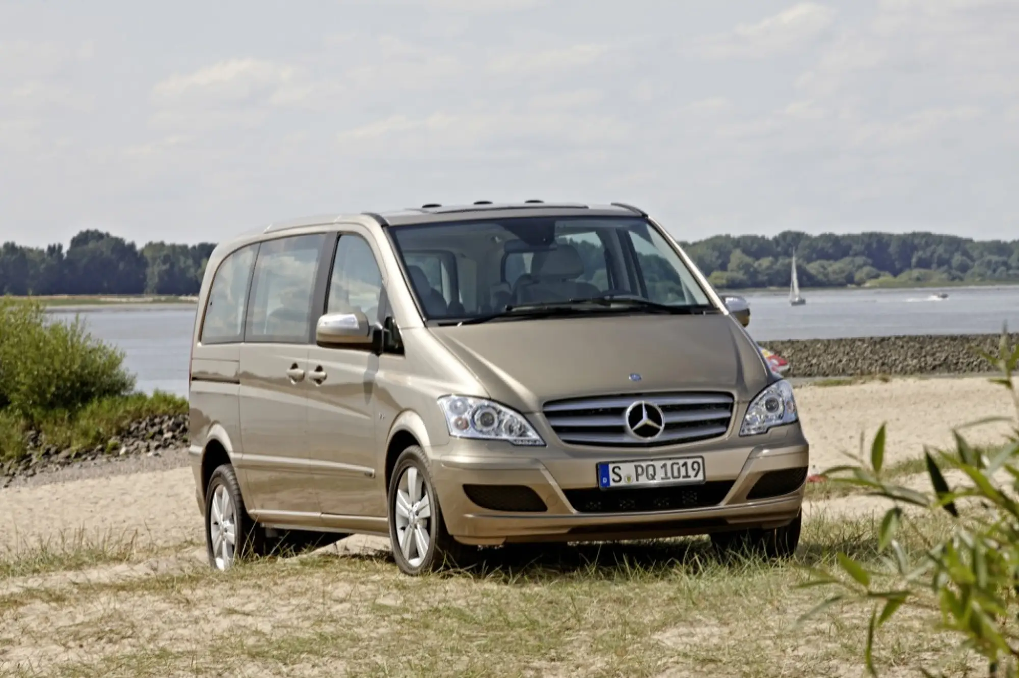 Mercedes Viano facelift - 17