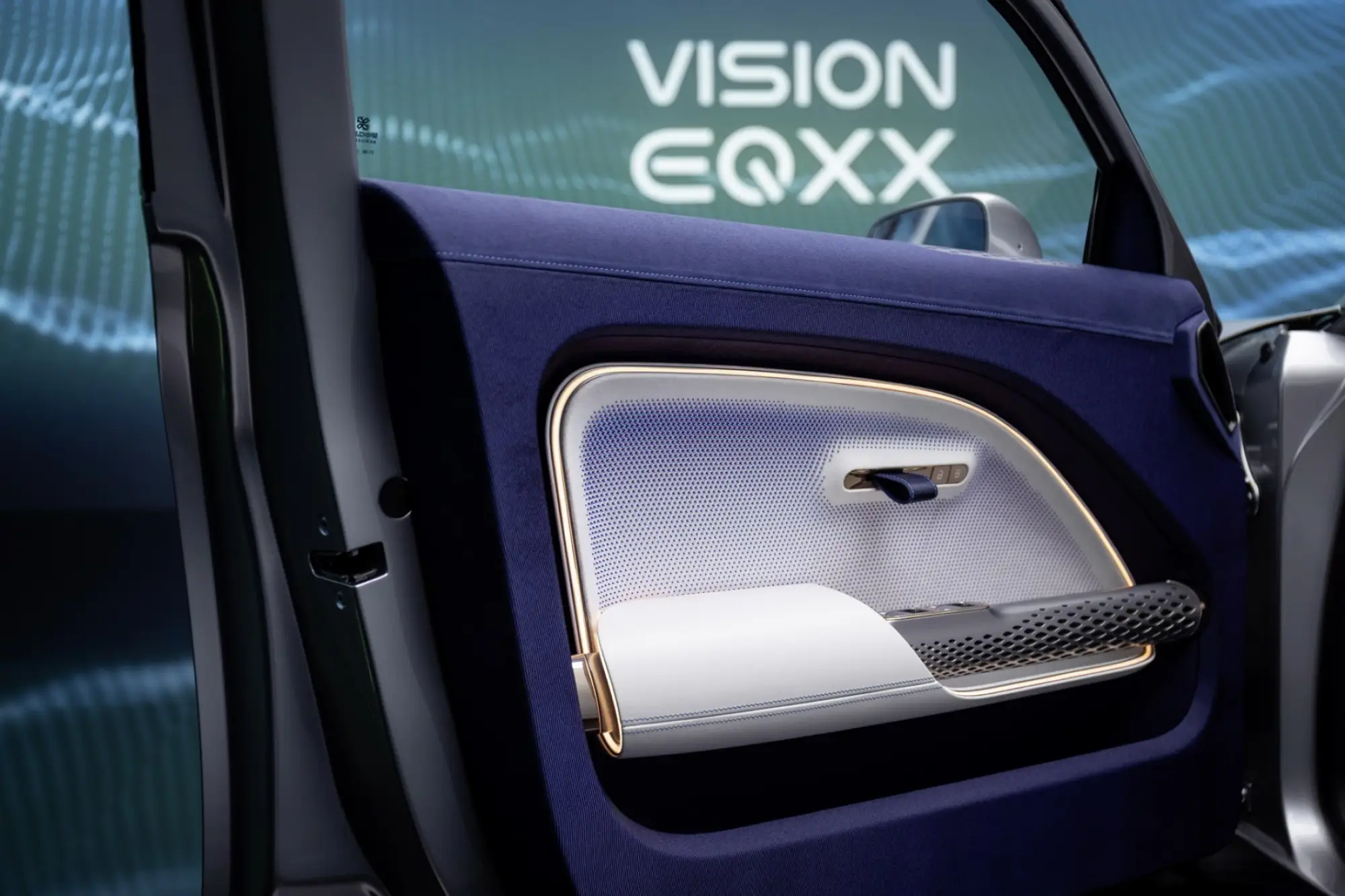 Mercedes Vision EQXX Concept - 28
