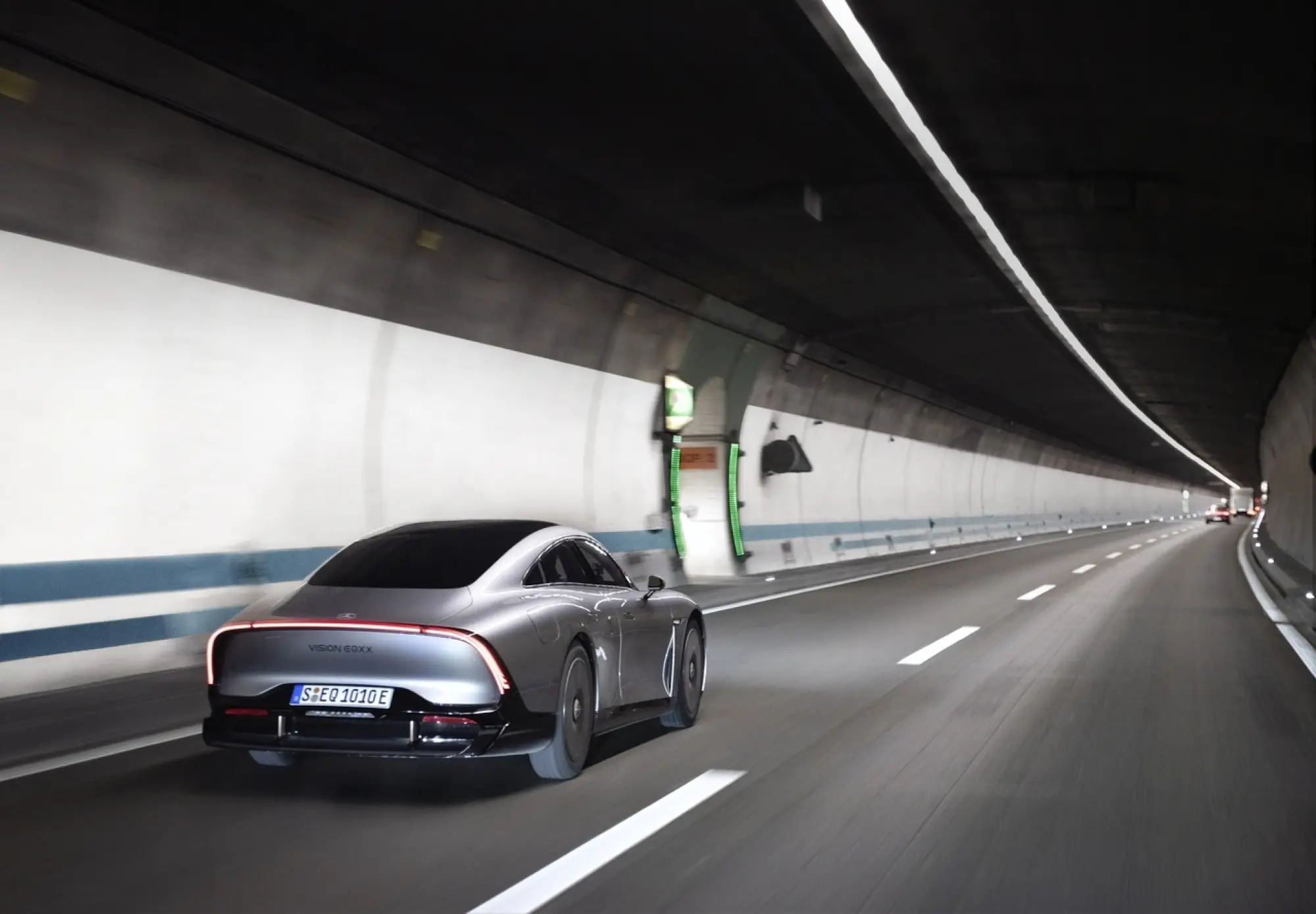 Mercedes Vision EQXX test drive 1000 km - Foto - 36