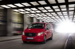 Mercedes Vito e eVito Tourer 2020 - Foto ufficiali