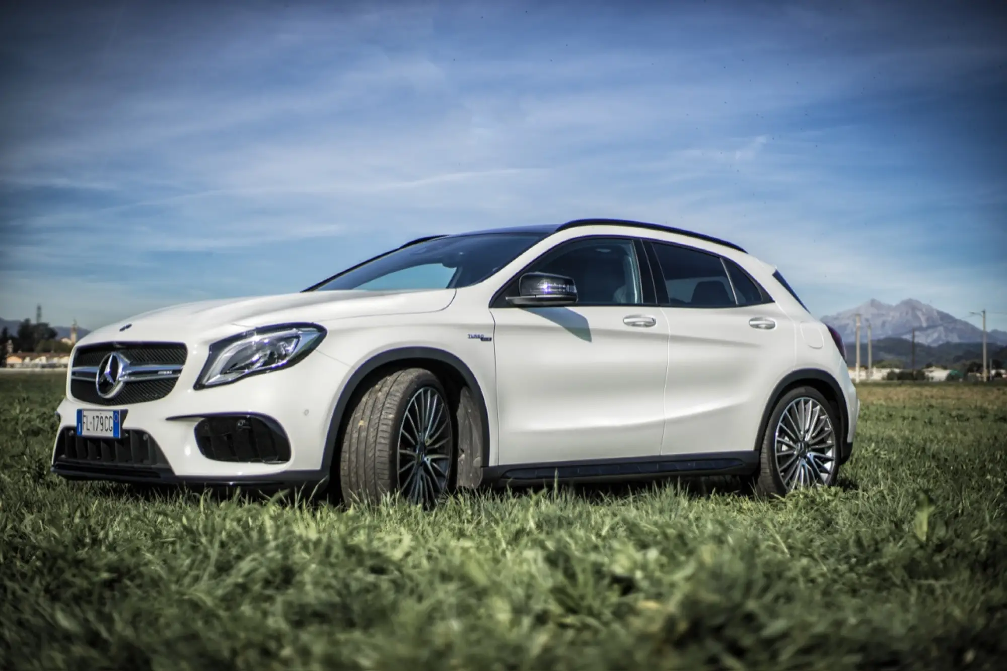 Mercedes_AMG_GLA 45 4MATIC - 5