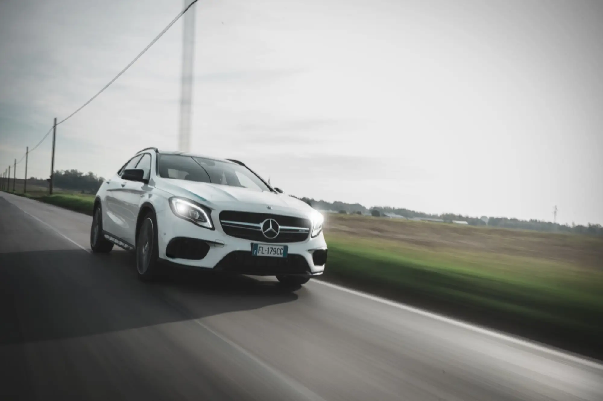 Mercedes_AMG_GLA 45 4MATIC - 14