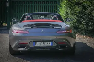 MERCEDES_GT ROADSTER_AMG